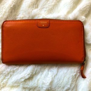 Fossil zip around wallet in Burnt Orange Leather